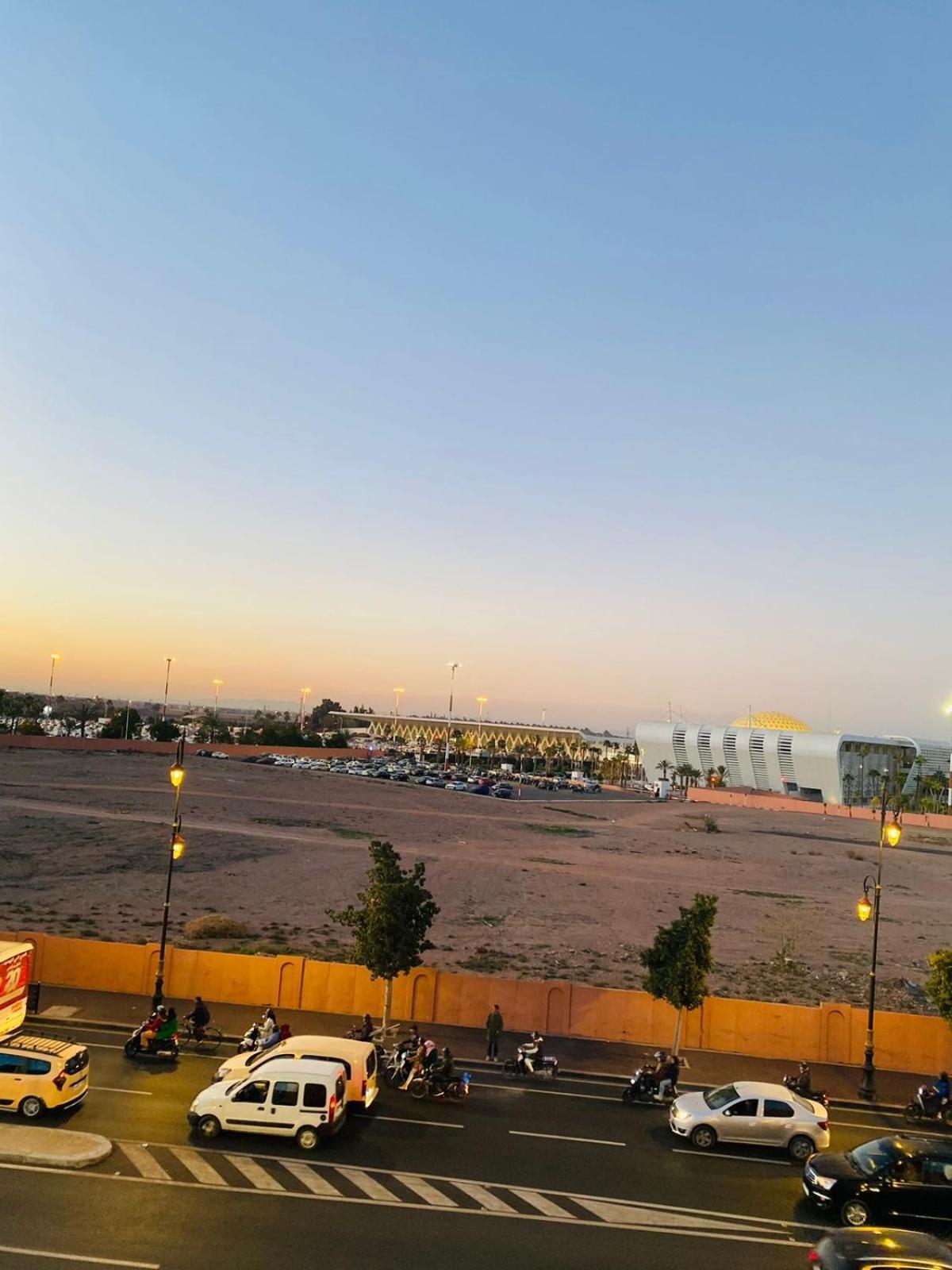Julie'S Airport Apartment 马拉喀什 外观 照片